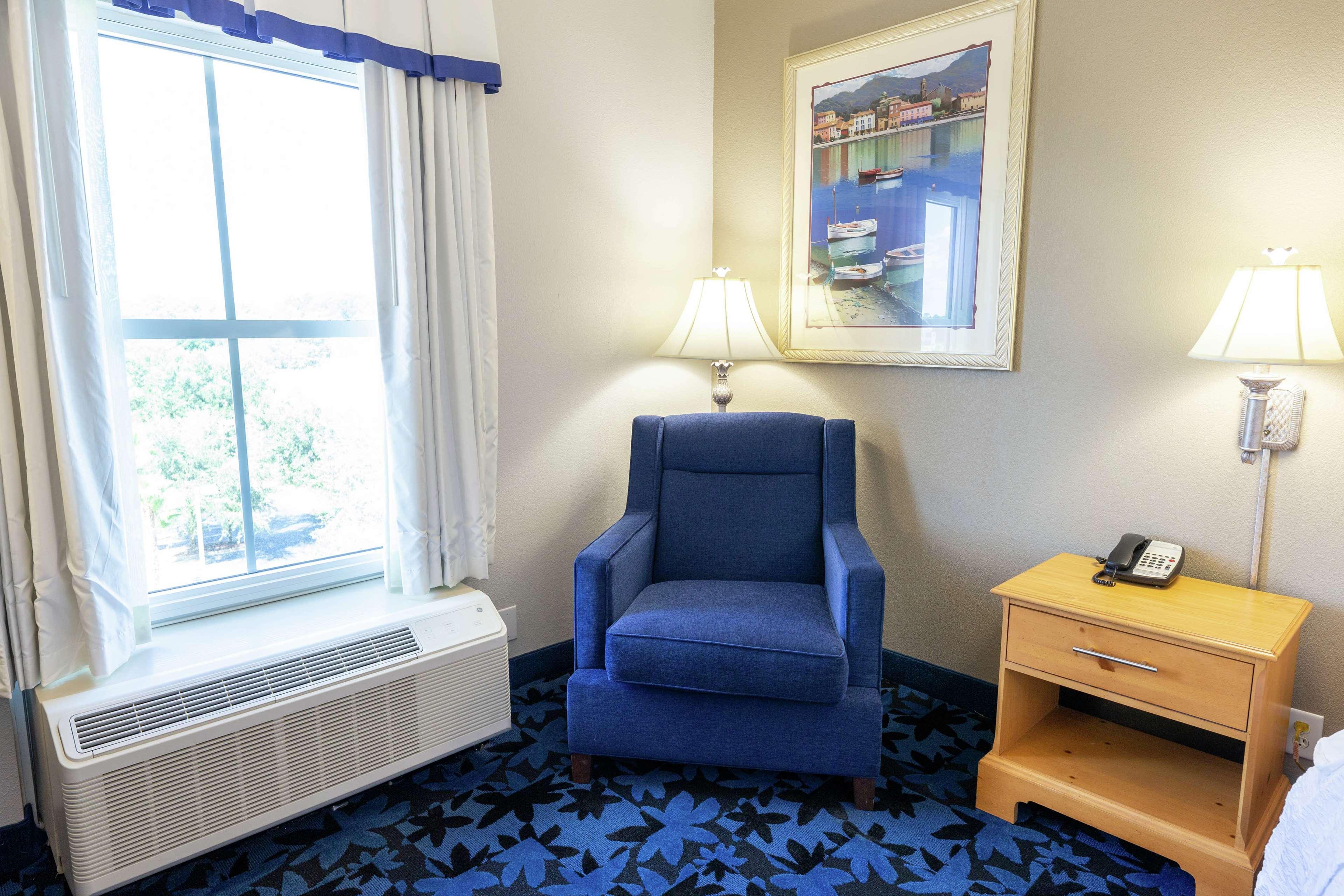 Hampton Inn & Suites Jacksonville Deerwood Park Extérieur photo