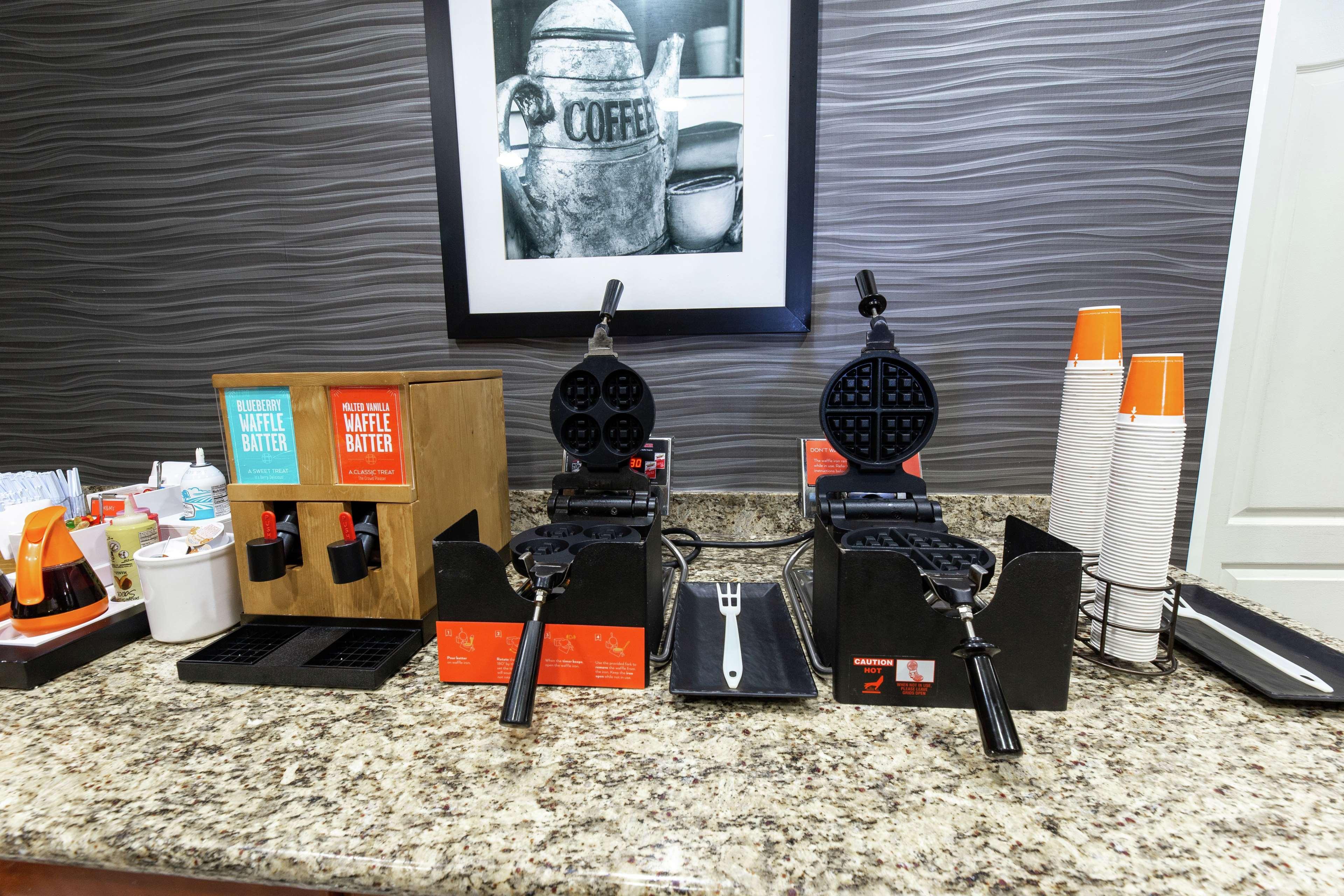 Hampton Inn & Suites Jacksonville Deerwood Park Extérieur photo