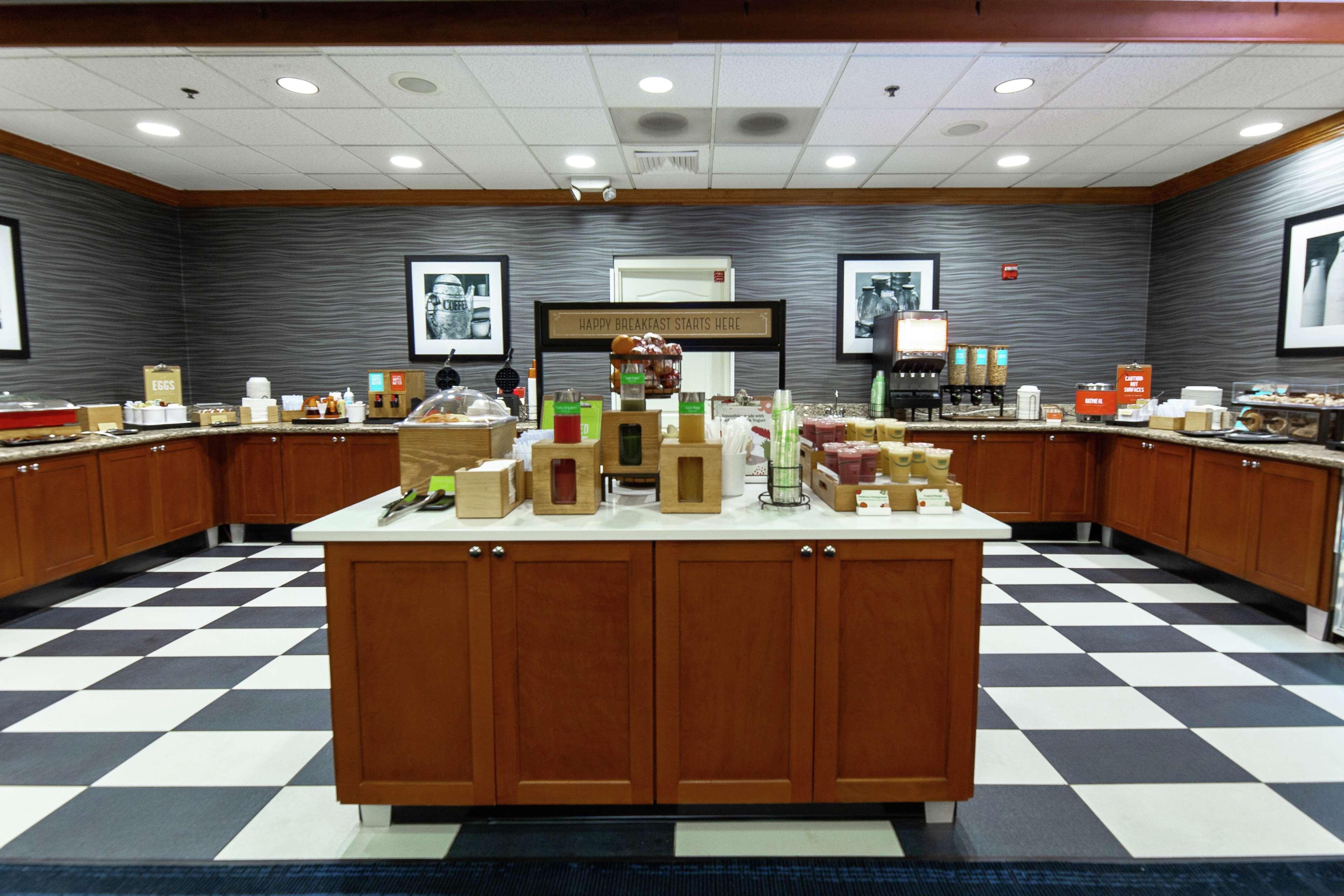 Hampton Inn & Suites Jacksonville Deerwood Park Extérieur photo