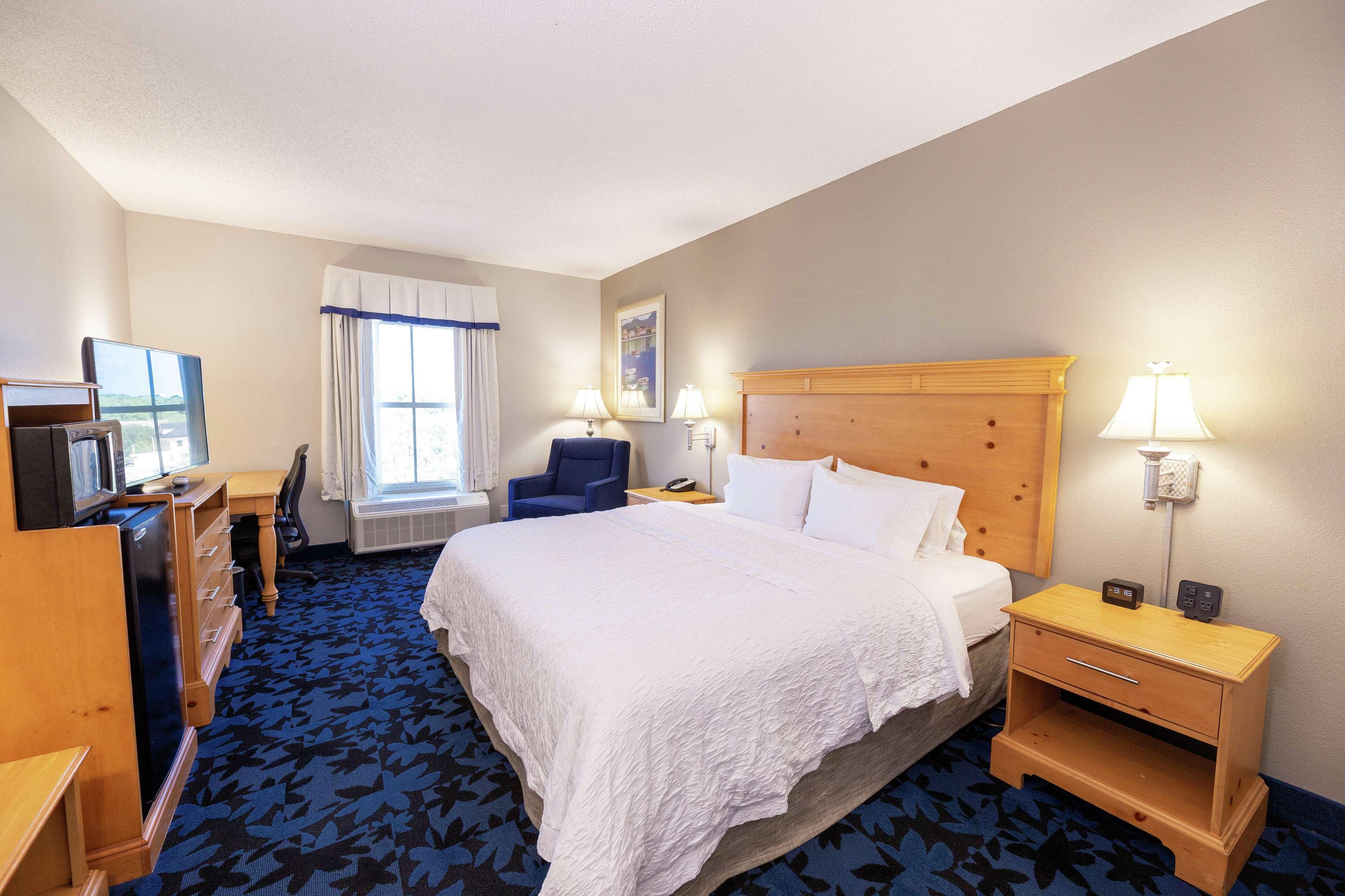 Hampton Inn & Suites Jacksonville Deerwood Park Extérieur photo
