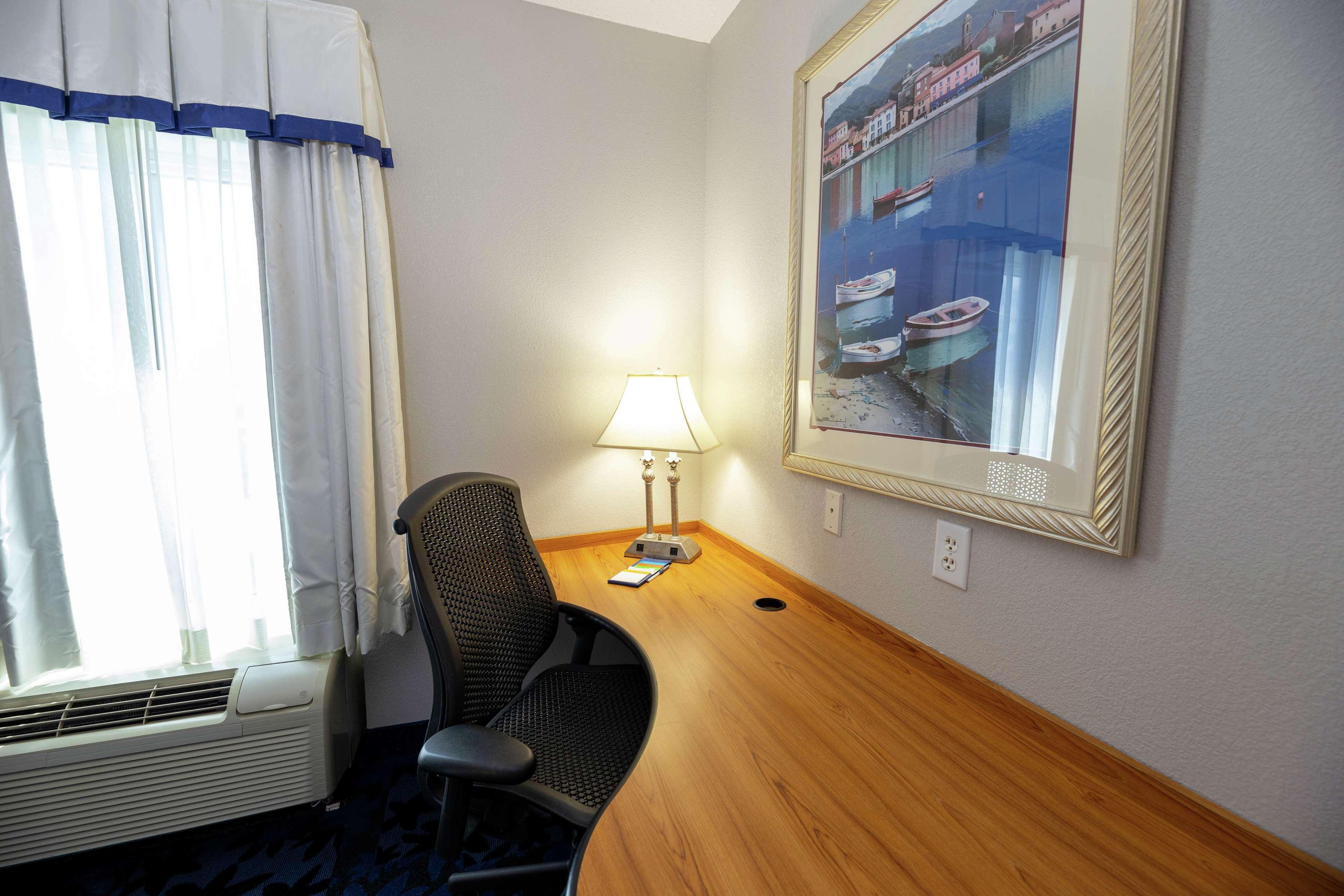 Hampton Inn & Suites Jacksonville Deerwood Park Extérieur photo