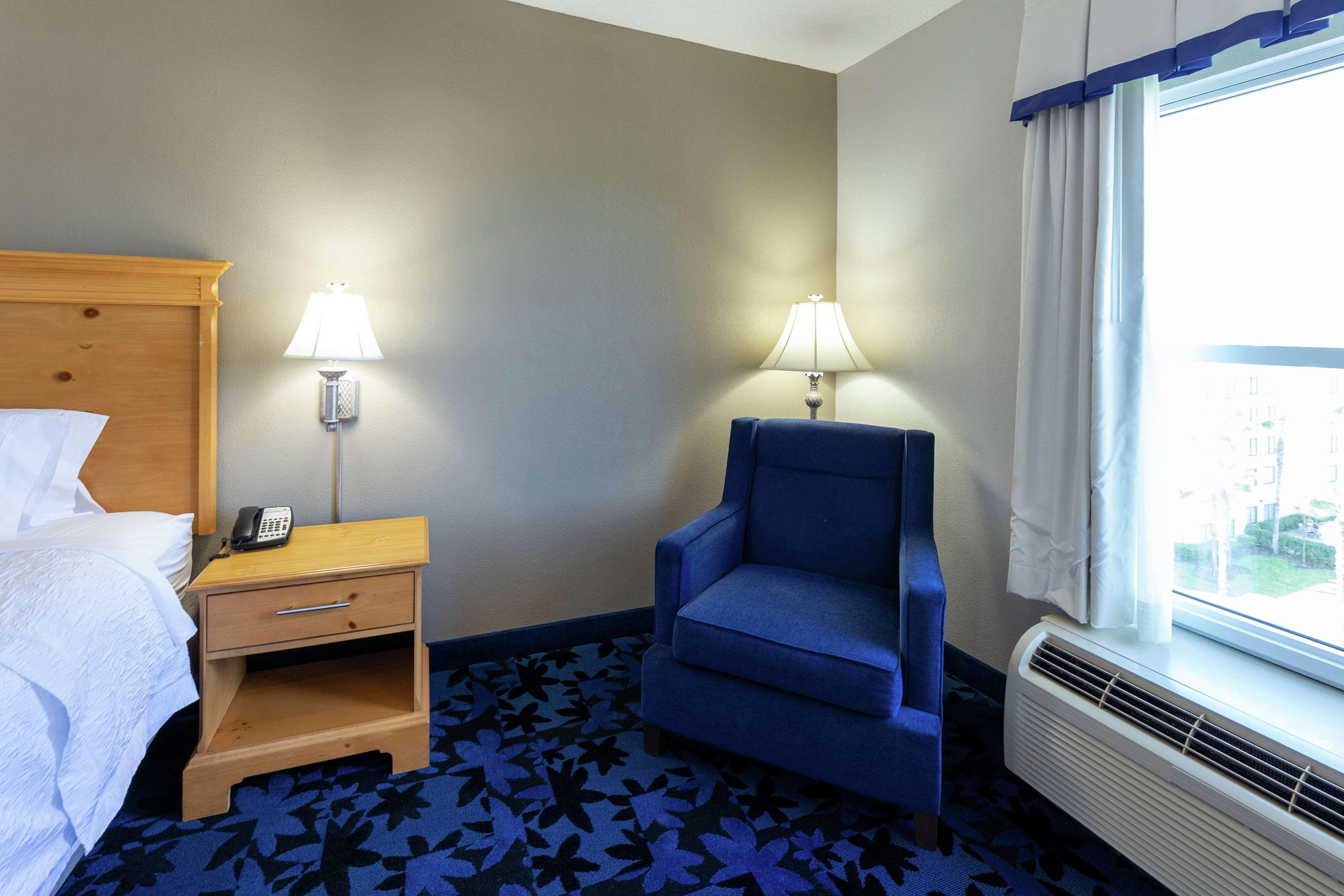 Hampton Inn & Suites Jacksonville Deerwood Park Extérieur photo