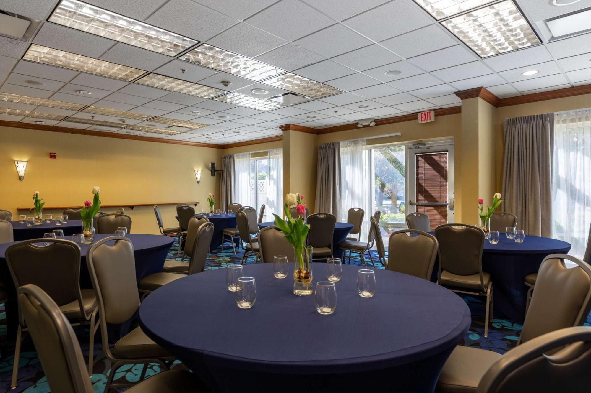 Hampton Inn & Suites Jacksonville Deerwood Park Extérieur photo