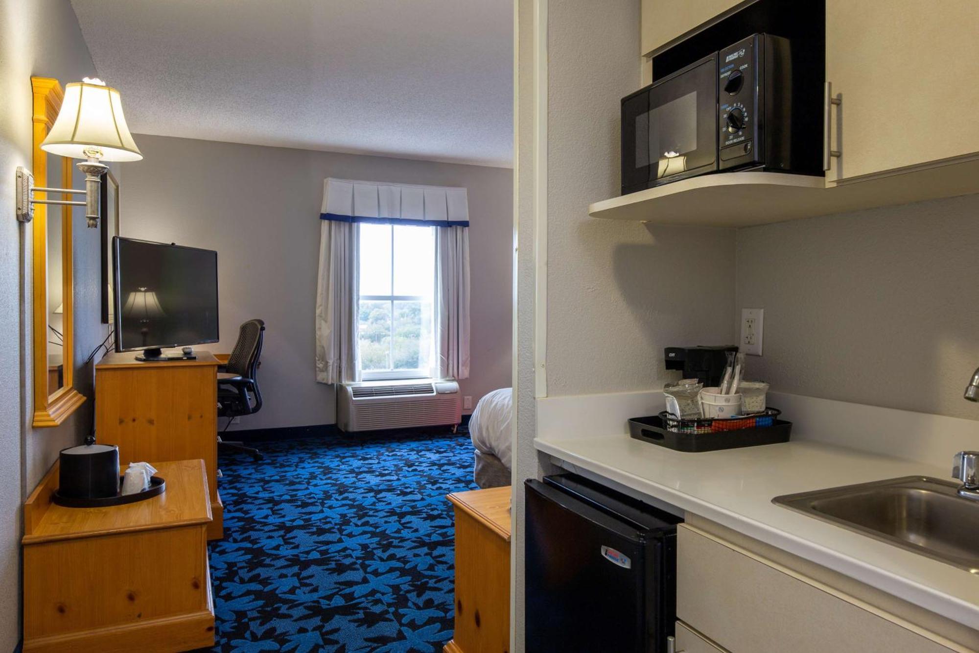Hampton Inn & Suites Jacksonville Deerwood Park Extérieur photo