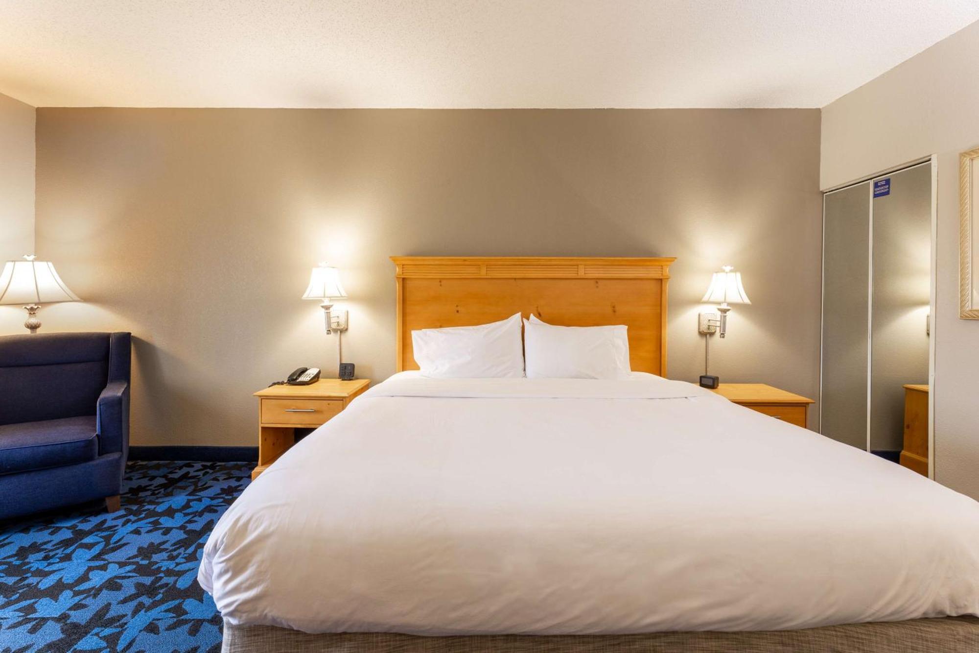 Hampton Inn & Suites Jacksonville Deerwood Park Extérieur photo