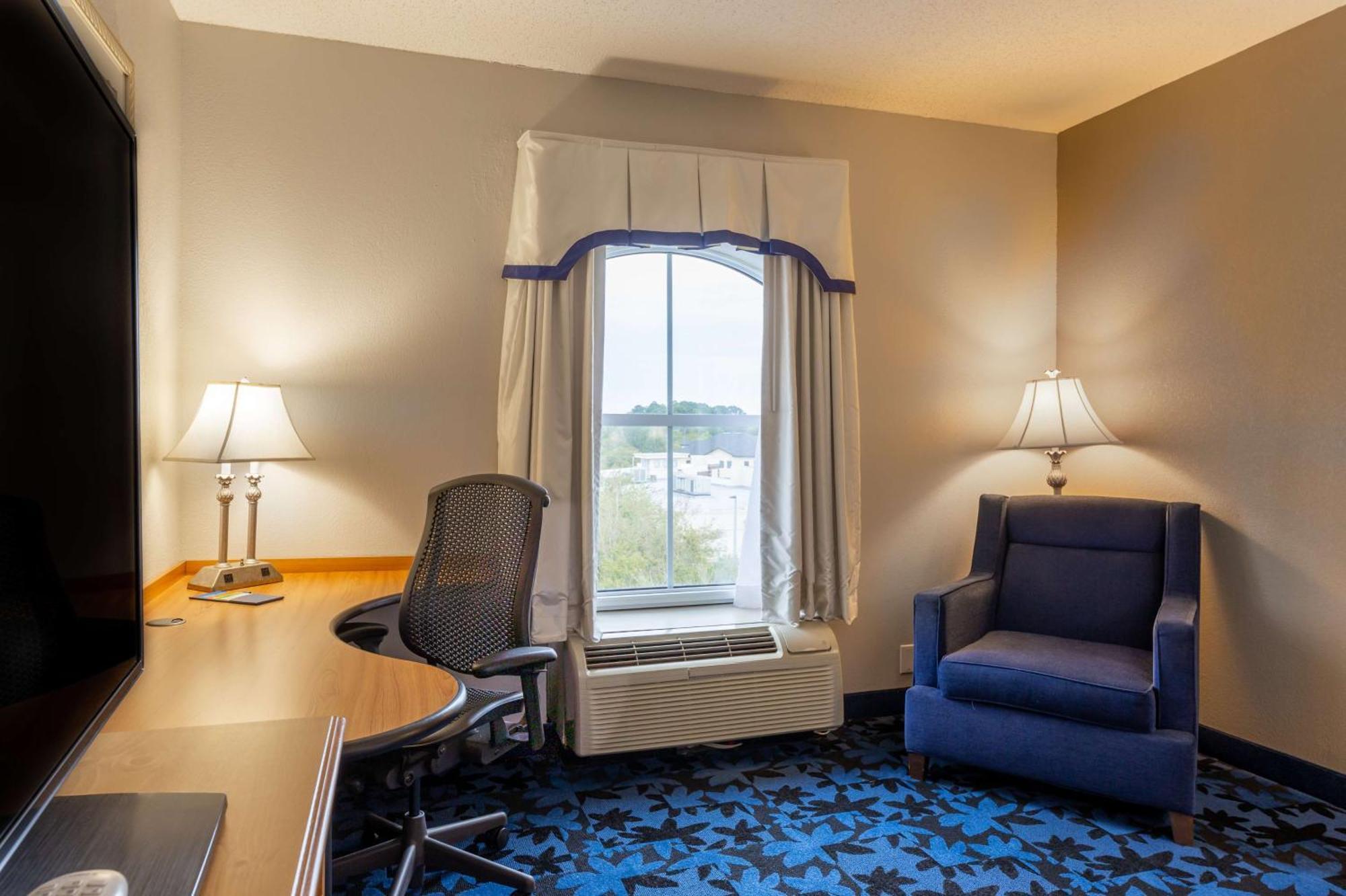 Hampton Inn & Suites Jacksonville Deerwood Park Extérieur photo