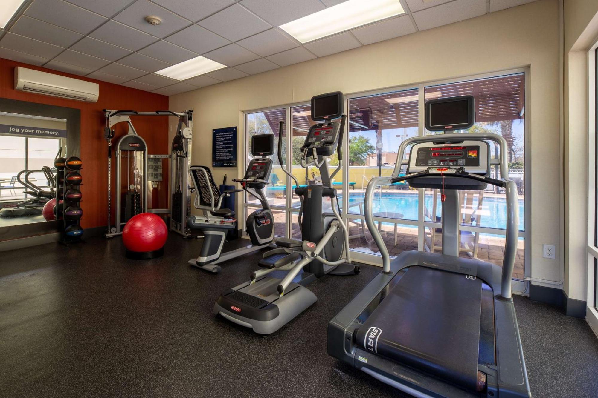 Hampton Inn & Suites Jacksonville Deerwood Park Extérieur photo